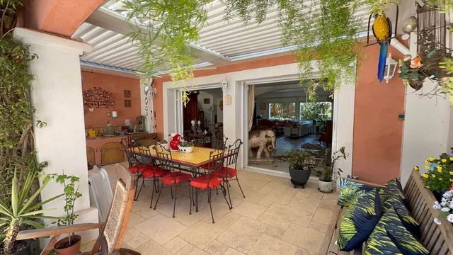 maison 6 pièces à Fréjus (83600) — photo 4